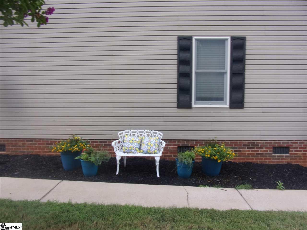 667 Piney Grove School Road Gray Court, SC 29645 - Photo 3 of 36 Gallery Image 3