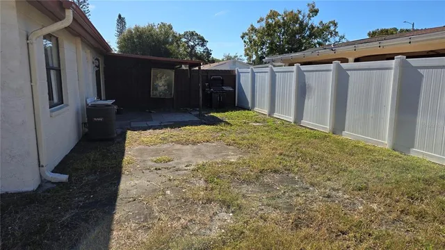 $1,700 | 8810 Covered Bridge Court, Tampa, FL 33634