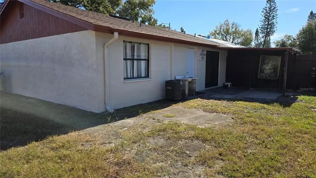 $1,700 | 8810 Covered Bridge Court, Tampa, FL 33634