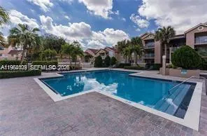 $1,950 | 10521 Southwest 157th Place, Unit 102, Miami, FL 33196