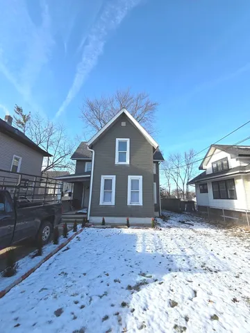 $280,000 | 525 South Lasalle Street, Aurora, IL 60505