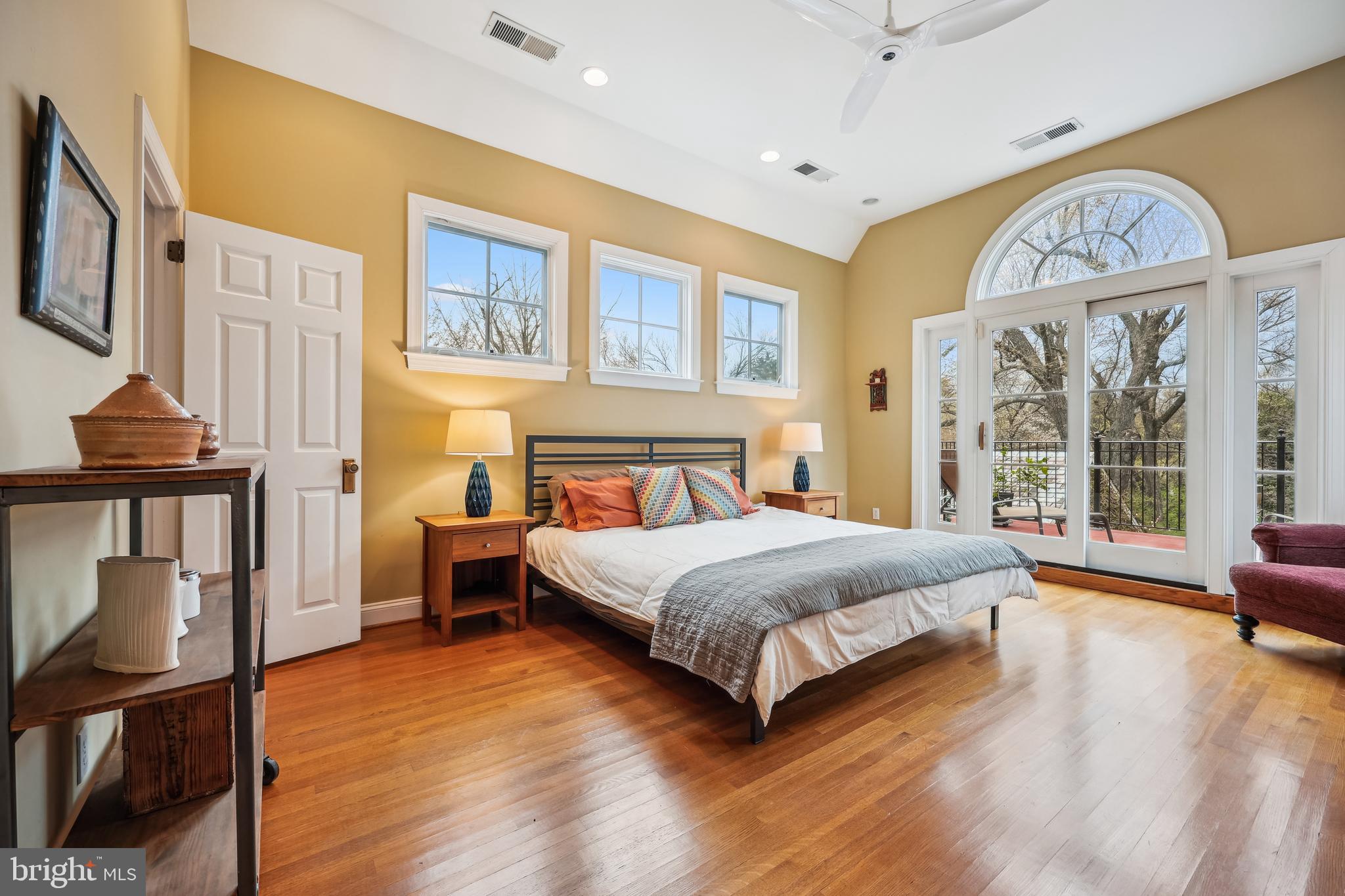 9014 Fairview Road Silver Spring, MD 20910 - Photo 32 of 94 Primary Suite