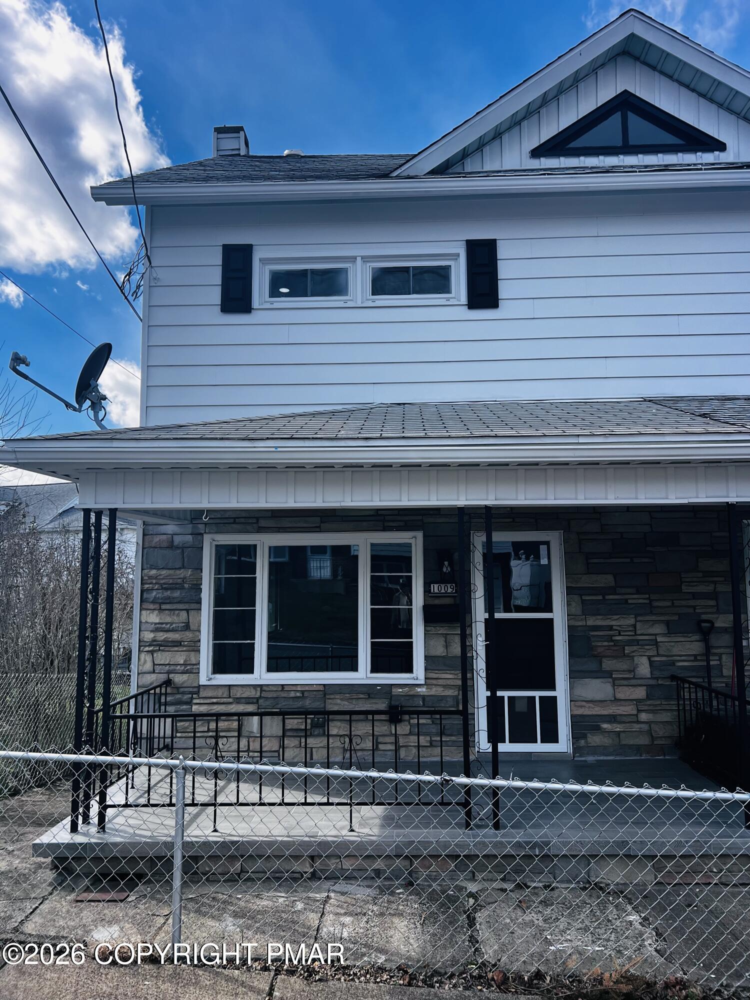 1009 Grove Street Avoca, PA 18641 - Photo 1 of 44 IMG_0553