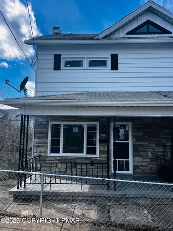 $180,000 | 1009 Grove Street, Avoca, PA 18641