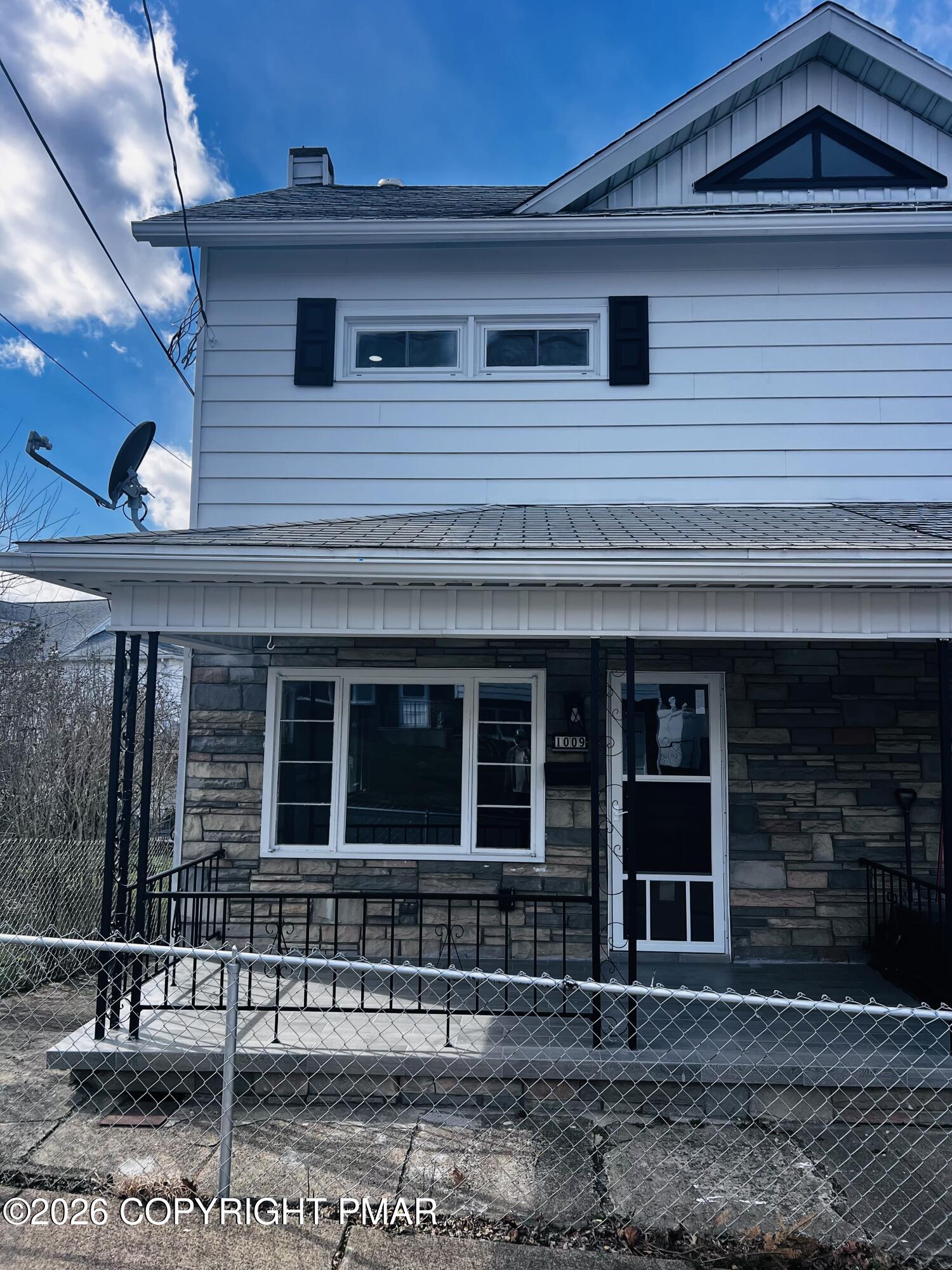 1009 Grove Street Avoca, PA 18641 - Photo 2 of 44 IMG_0554