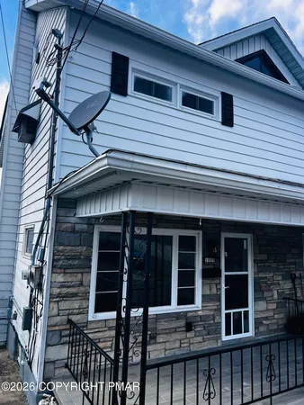 $180,000 | 1009 Grove Street, Avoca, PA 18641