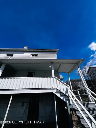 $180,000 | 1009 Grove Street, Avoca, PA 18641