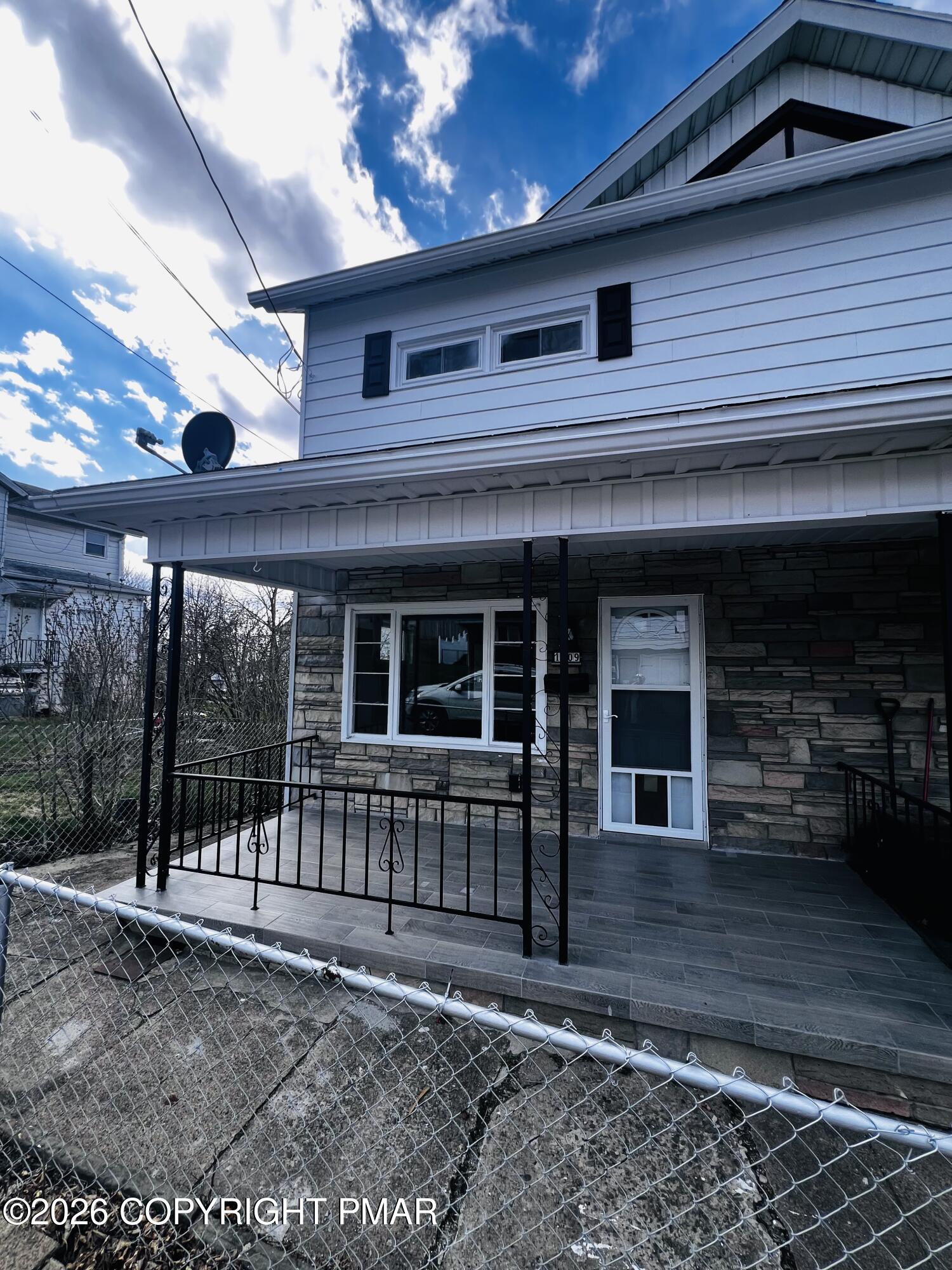 1009 Grove Street Avoca, PA 18641 - Photo 5 of 44 IMG_0550