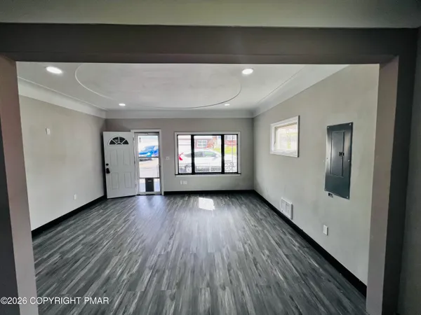 $180,000 | 1009 Grove Street, Avoca, PA 18641