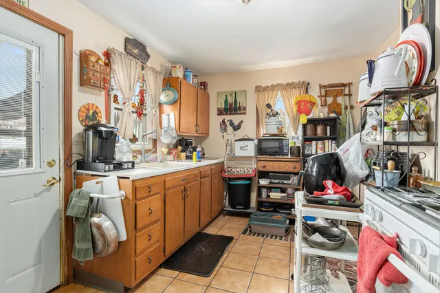 $250,000 | 11175 East Shore Drive, Delton, MI 49046