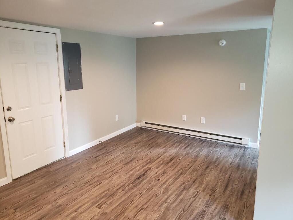 871 Long Plains Road Buxton, ME 04093 - Photo 19 of 21 Apartment