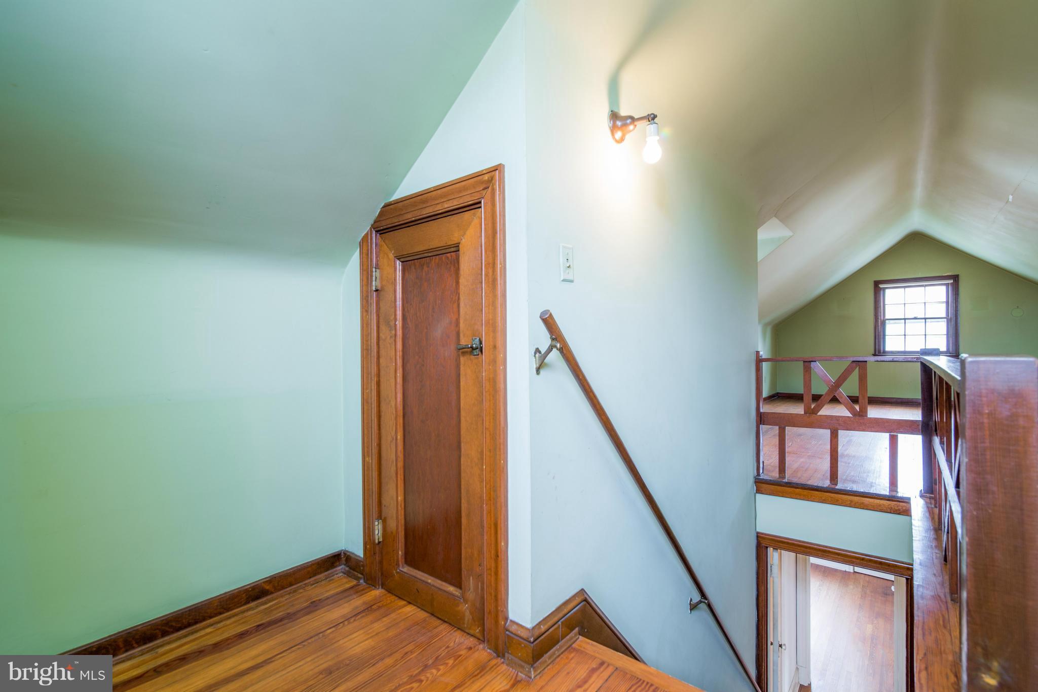 1539 North Glebe Road Arlington, VA 22207 - Photo 14 of 30 FINISHED ATTIC