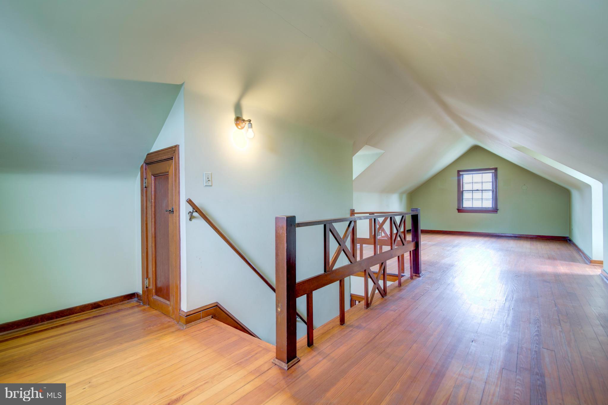 1539 North Glebe Road Arlington, VA 22207 - Photo 15 of 30 FINISHED ATTIC