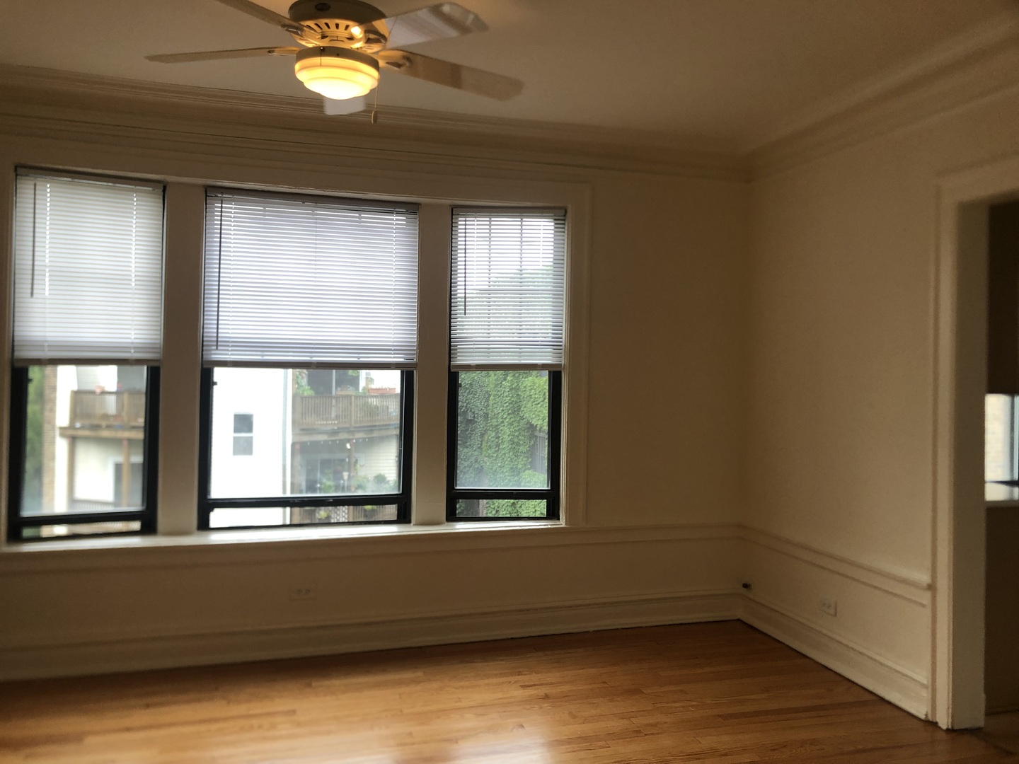 1126 West Pratt Boulevard, Unit 3N Chicago, IL 60626 - Photo 6 of 14