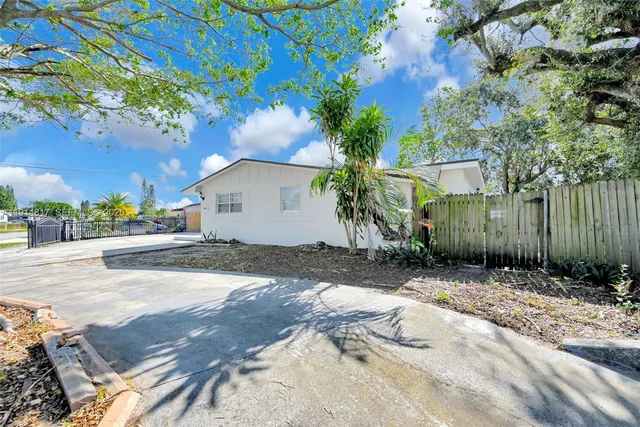 $535,000 | 3620 Northwest 210th Terrace, Miami Gardens, FL 33056