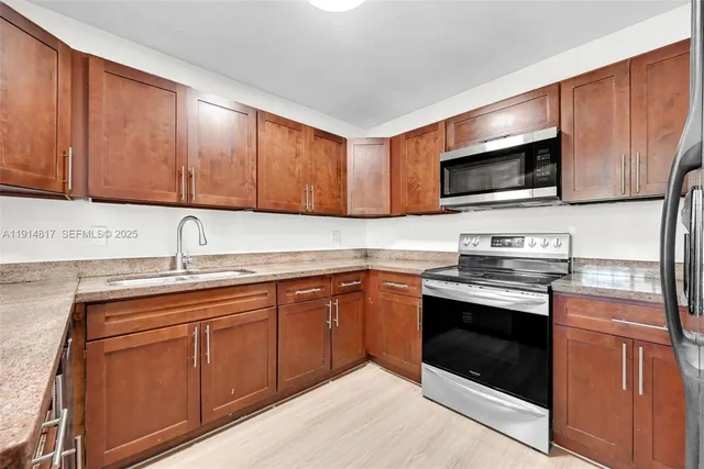 $535,000 | 3620 Northwest 210th Terrace, Miami Gardens, FL 33056