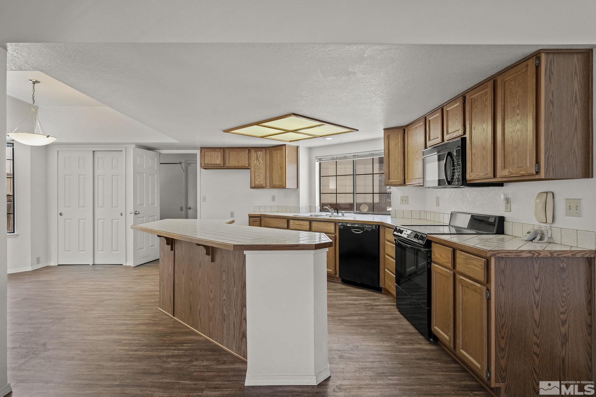 14220 Riata Circle Reno, NV 89521 - Photo 10 of 26 Photo 10