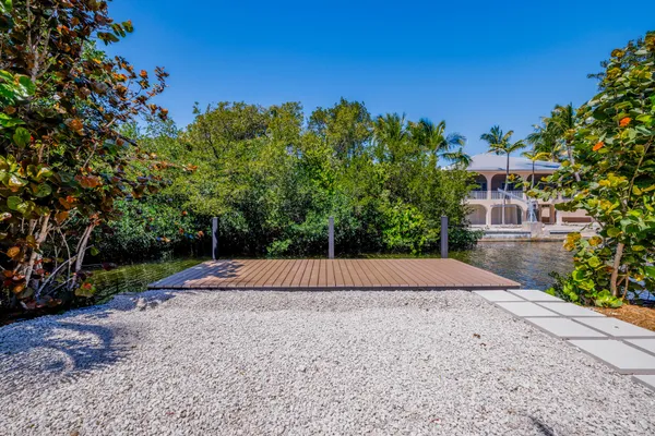 $1,449,900 | 17215 Bonita Lane East, Sugarloaf, FL 33042