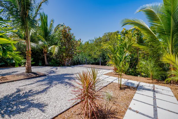 $1,449,900 | 17215 Bonita Lane East, Sugarloaf, FL 33042