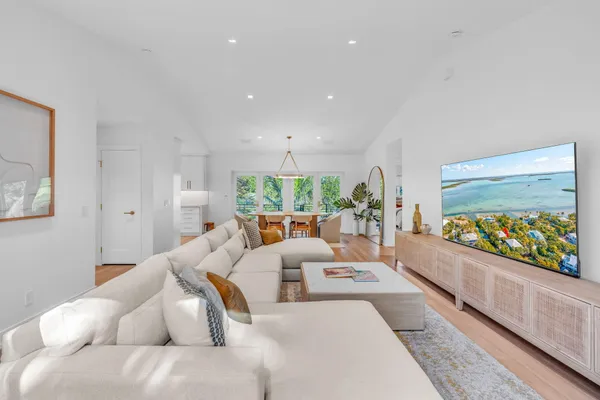 $1,449,900 | 17215 Bonita Lane East, Sugarloaf, FL 33042