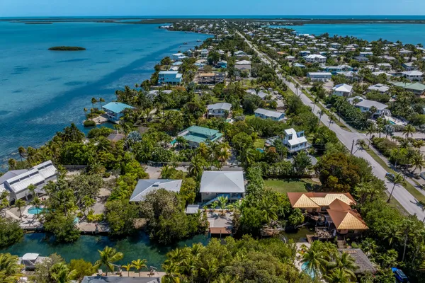 $1,449,900 | 17215 Bonita Lane East, Sugarloaf, FL 33042