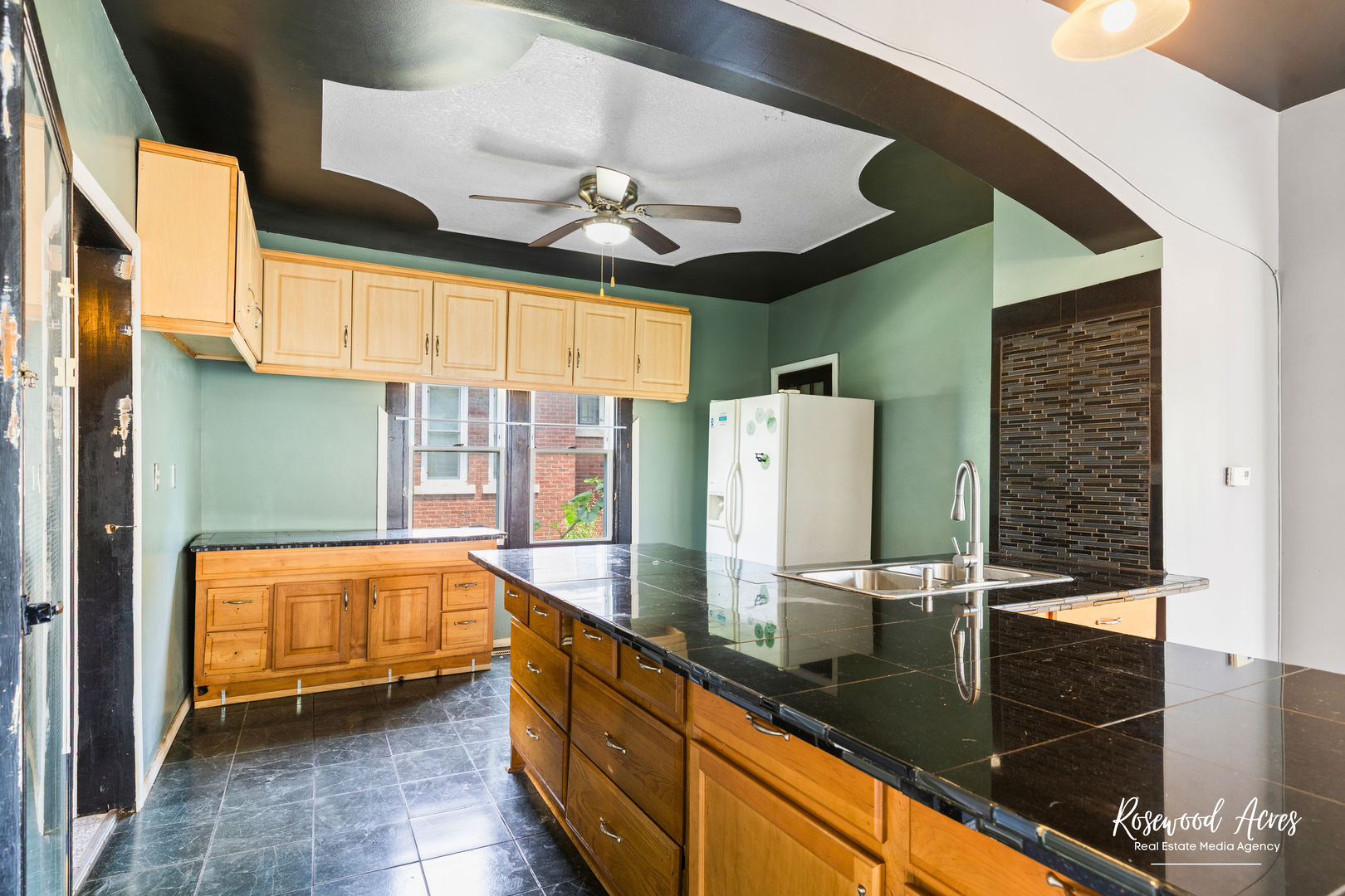 435 South Poplar Avenue Kankakee, IL 60901 - Photo 9 of 26