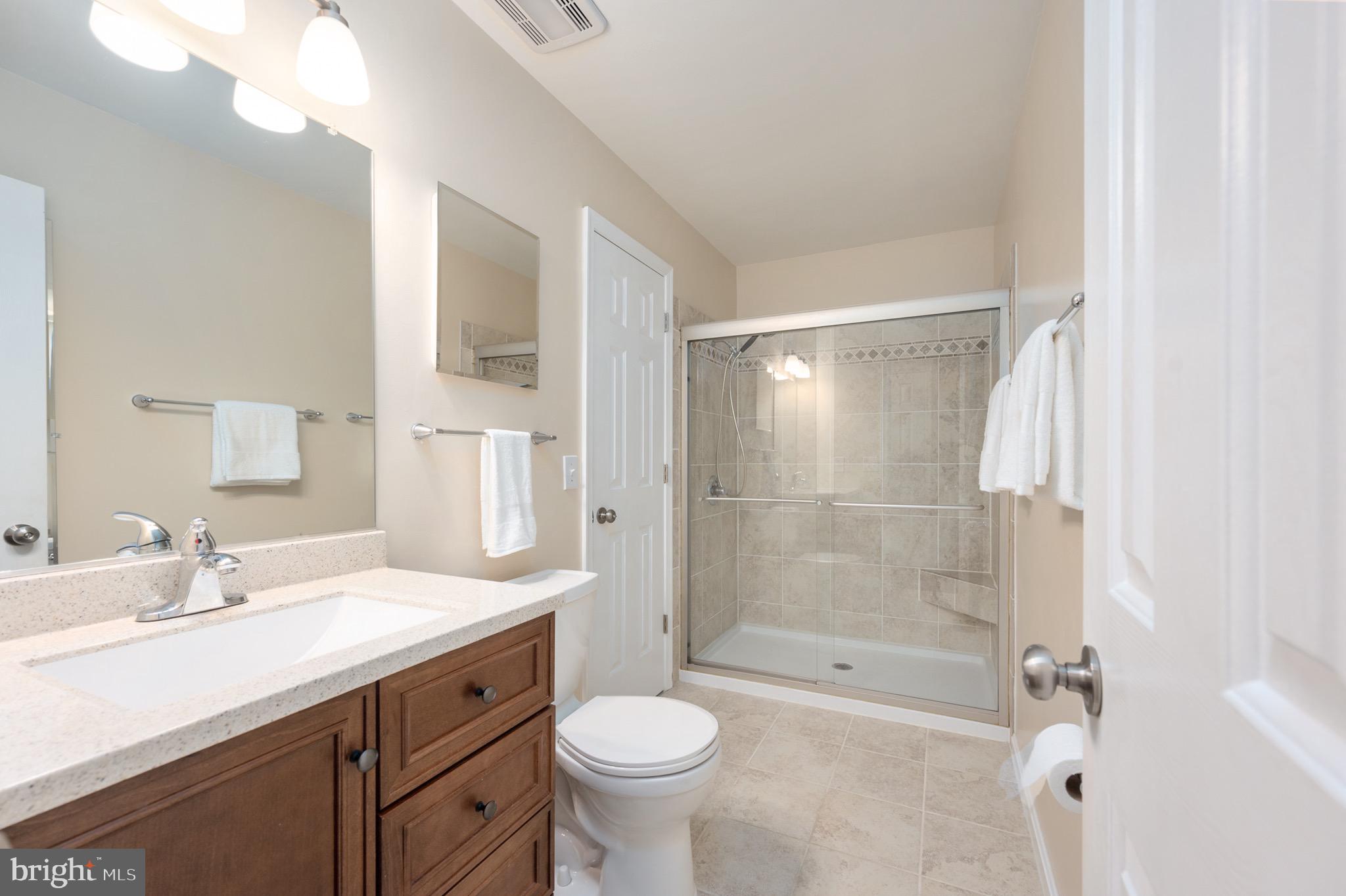 5308 South Branch Road Fredericksburg, VA 22407 - Photo 14 of 33 Upgraded Main Floor Bath