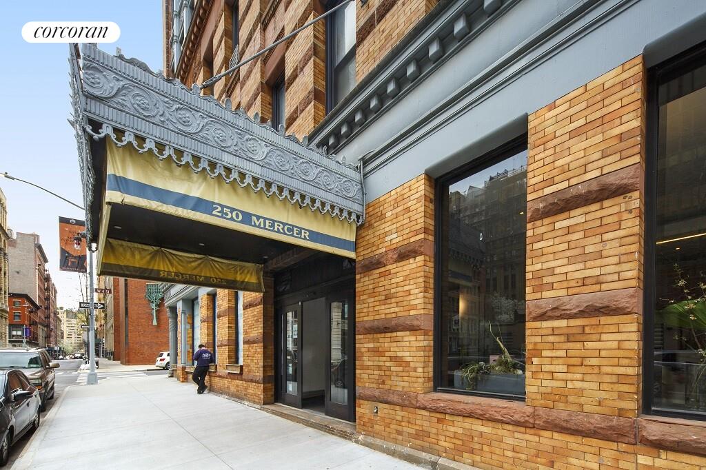 250 Mercer Street, Unit B502 Manhattan, NY 10012 - Photo 10 of 11