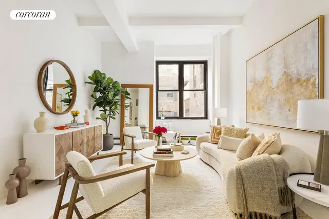 $1,100,000 | 250 Mercer Street, Unit B502 | Greenwich Village