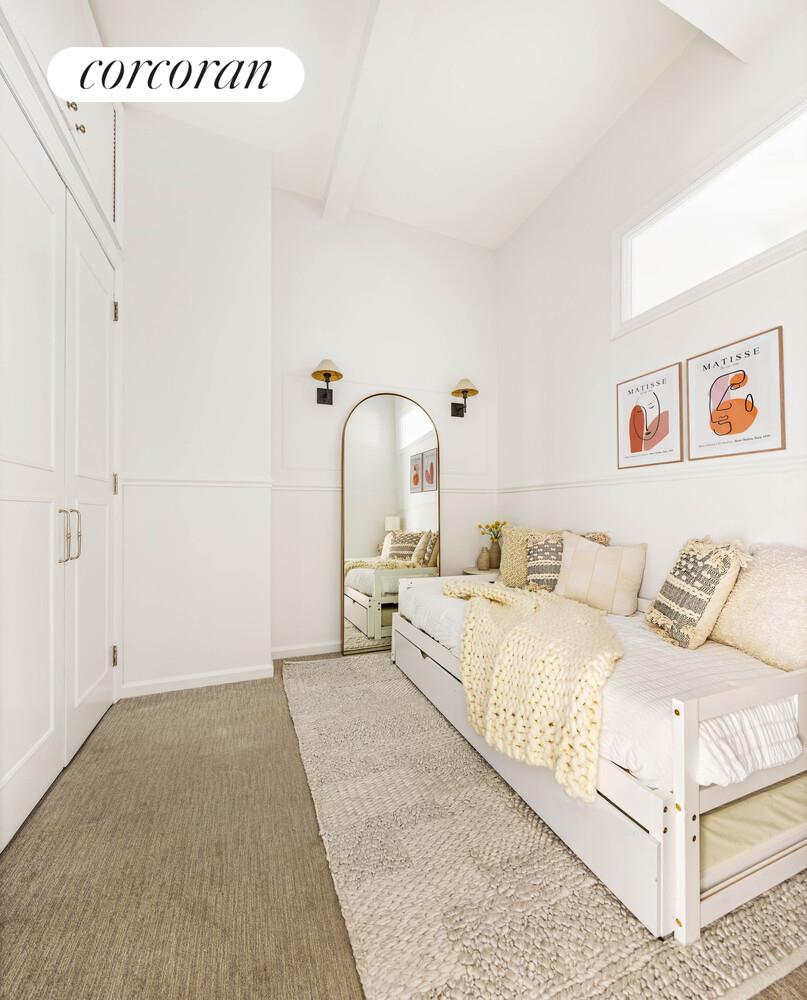 250 Mercer Street, Unit B502 Manhattan, NY 10012 - Photo 7 of 11