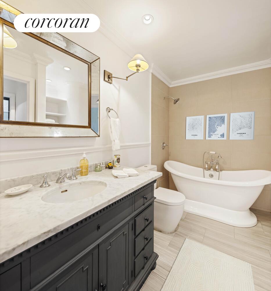 250 Mercer Street, Unit B502 Manhattan, NY 10012 - Photo 8 of 11