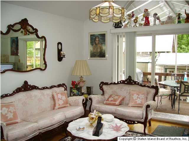 8 Midland Road Staten Island, NY 10308 - Photo 4 of 9 Additional Photo
