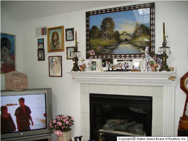 8 Midland Road Staten Island, NY 10308 - Photo 5 of 9 Additional Photo