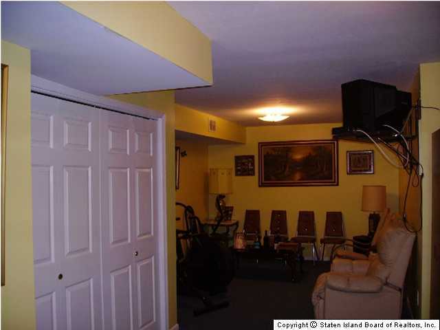 8 Midland Road Staten Island, NY 10308 - Photo 6 of 9 Additional Photo