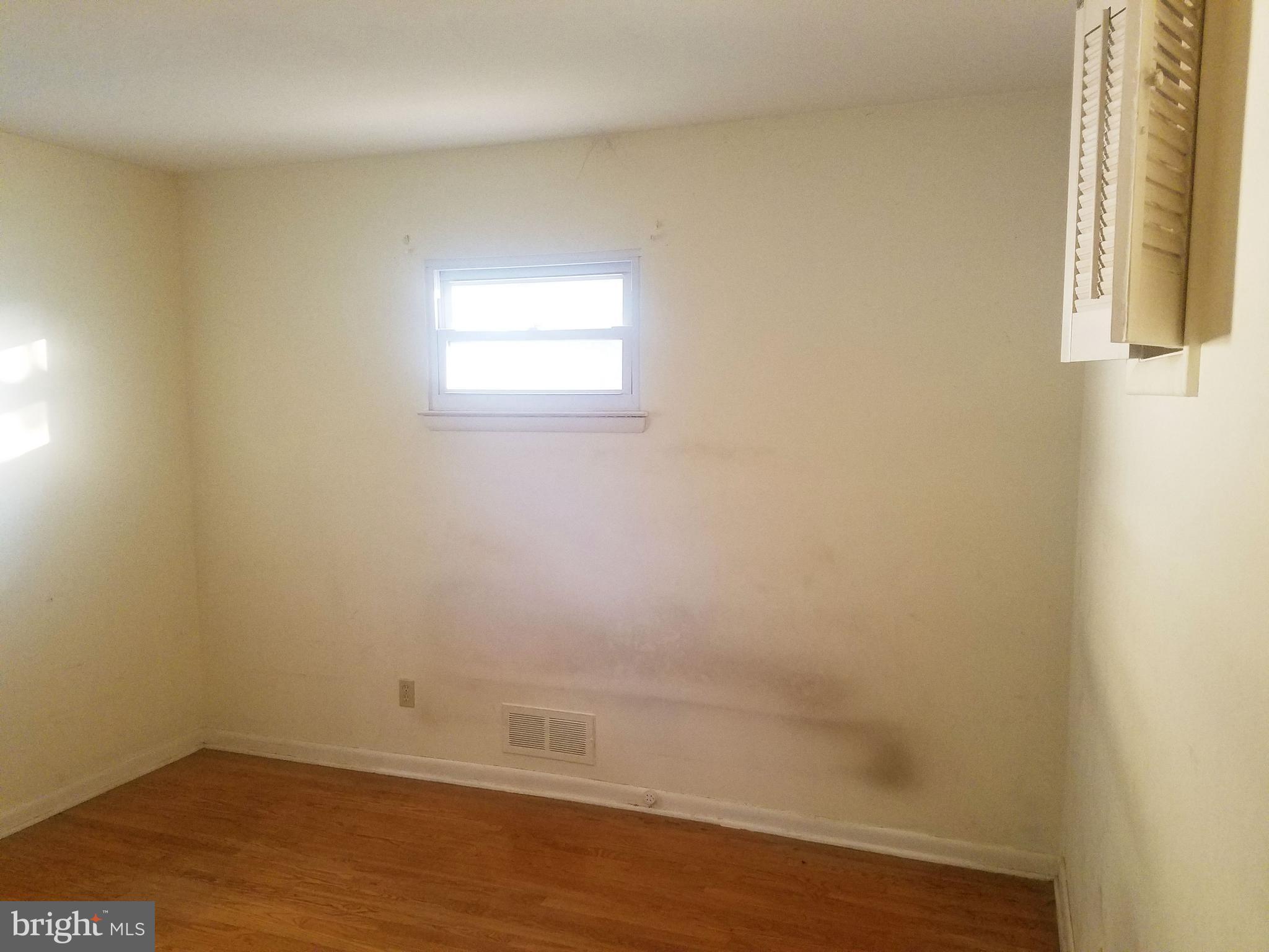 5401 Old Frederick Road Baltimore, MD 21229 - Photo 11 of 16 Bedroom