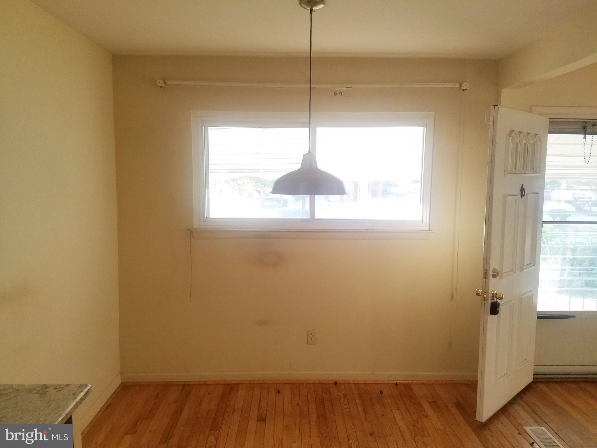 5401 Old Frederick Road Baltimore, MD 21229 - Photo 5 of 16 Dining Room