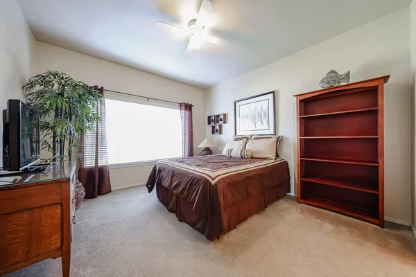 $1,950 | 3236 East Chandler Boulevard, Unit 1069, Phoenix, AZ 85048