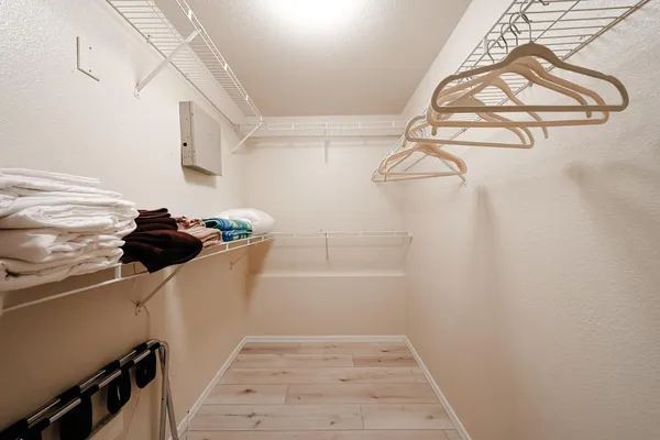 $1,950 | 3236 East Chandler Boulevard, Unit 1069, Phoenix, AZ 85048