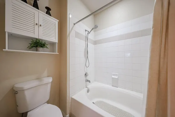 $1,950 | 3236 East Chandler Boulevard, Unit 1069, Phoenix, AZ 85048