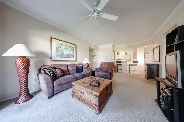 $1,950 | 3236 East Chandler Boulevard, Unit 1069, Phoenix, AZ 85048