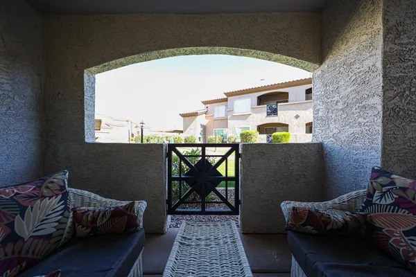 $1,950 | 3236 East Chandler Boulevard, Unit 1069, Phoenix, AZ 85048