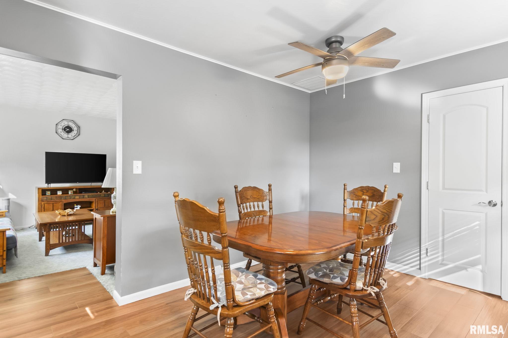 205 West Madison Street Athens, IL 62613 - Photo 13 of 29 Gallery Image 13