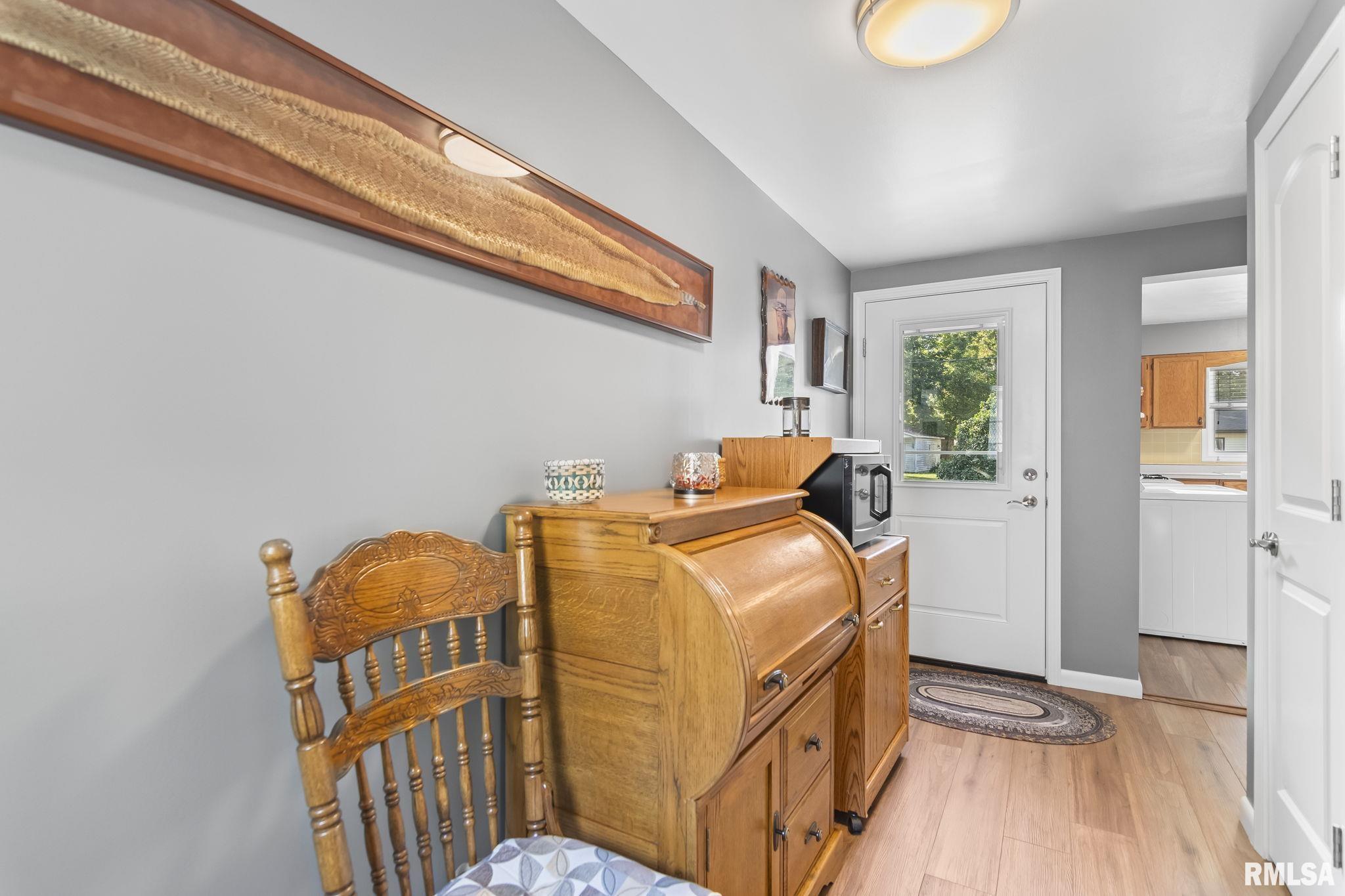 205 West Madison Street Athens, IL 62613 - Photo 14 of 29 Gallery Image 14