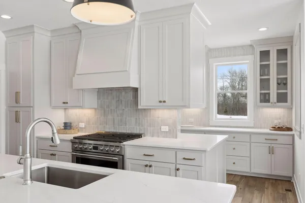 $994,000 | 491 Meadow Ridge Trail, Hudson, WI 54016