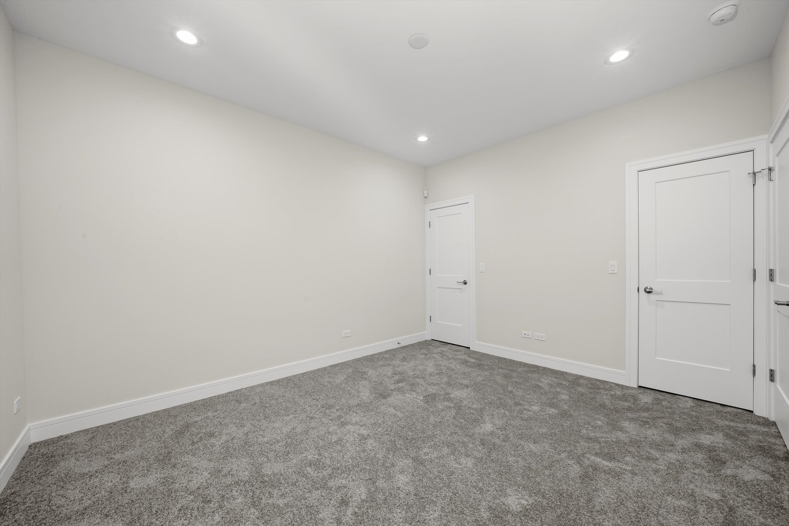 6650 South Wabash Avenue Chicago, IL 60637 - Photo 9 of 14