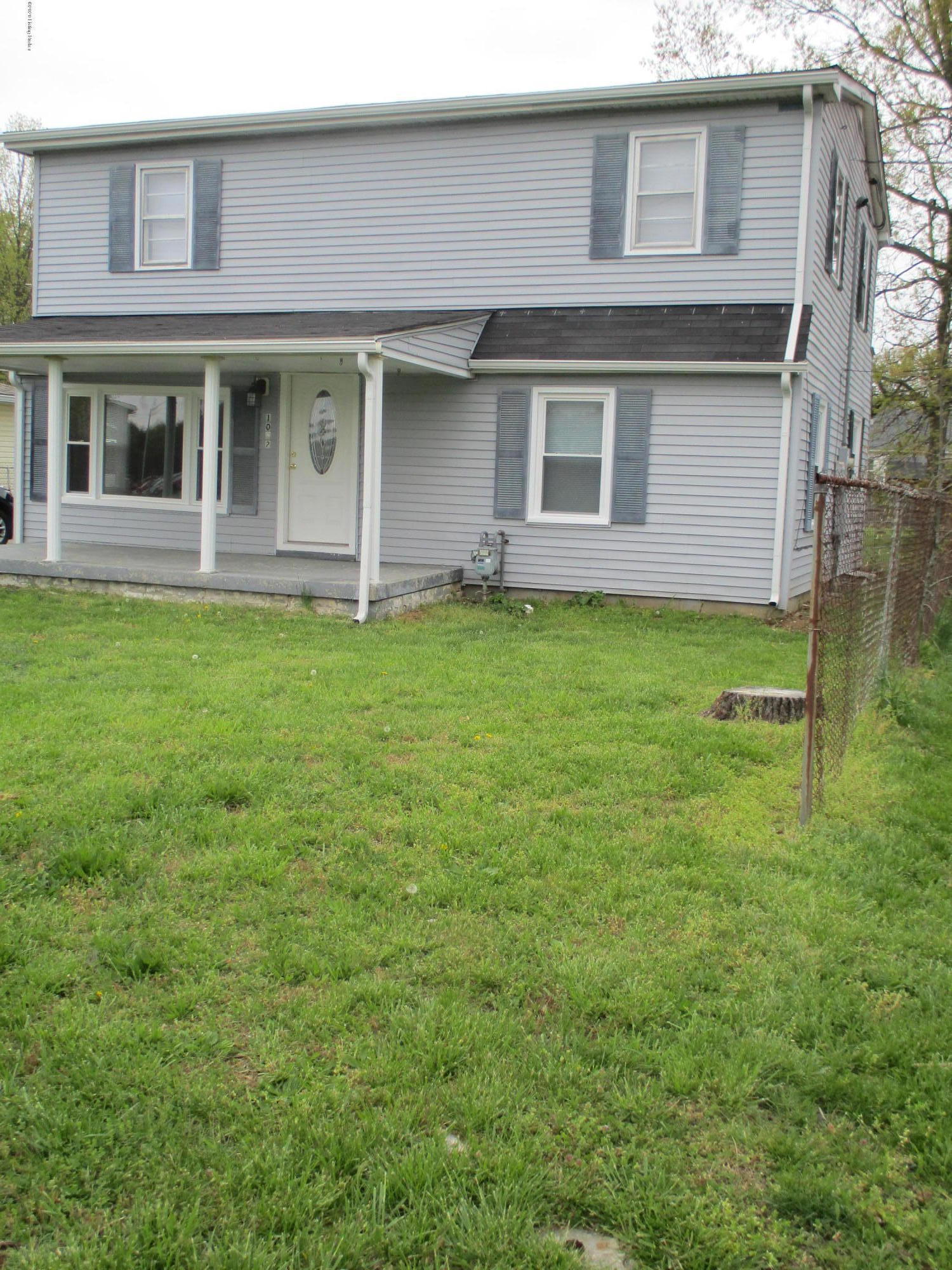 Welcome to 1082 W Blue Lick Rd