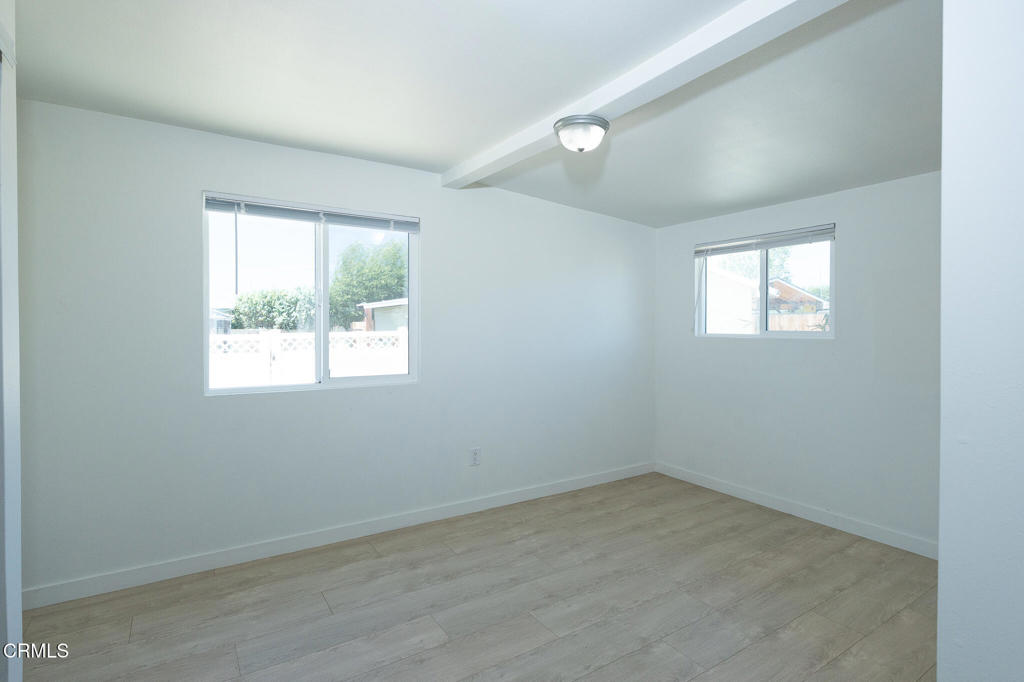 239 East Collins Street Oxnard, CA 93036 - Photo 9 of 17
