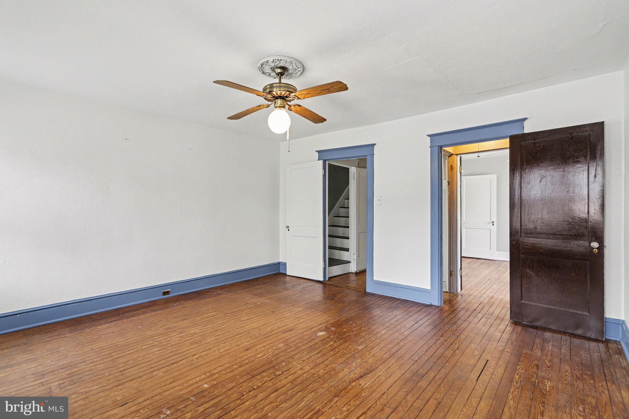 603 Country Club Road York, PA 17403 - Photo 9 of 38