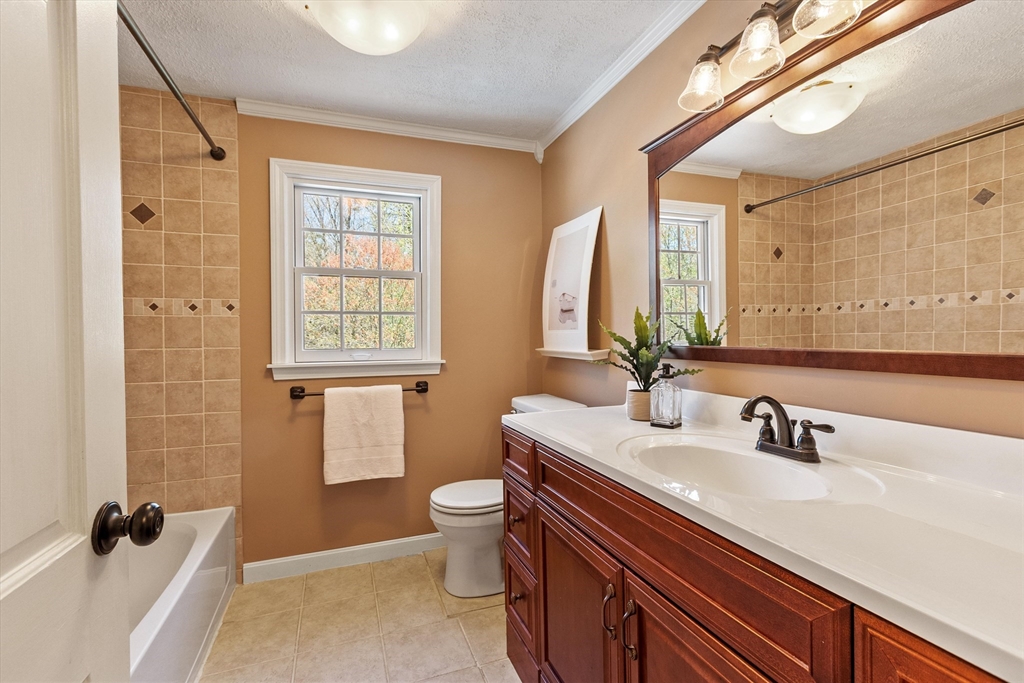 52 Bulkeley Road Littleton, MA 01460 - Photo 25 of 36 Gallery Image 25
