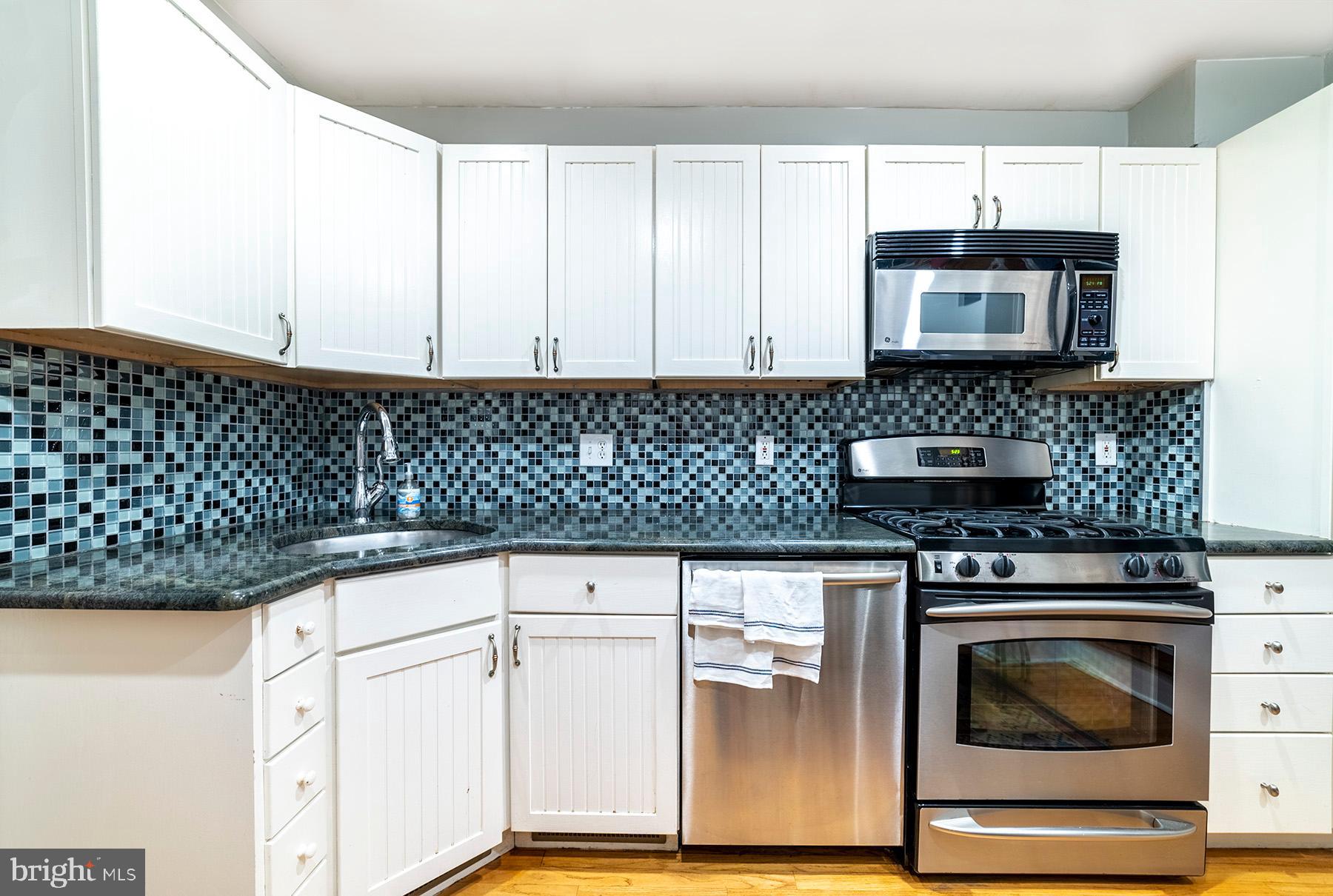 720 South Front Street Philadelphia, PA 19147 - Photo 11 of 34